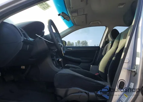 2005 Honda Accord Lx z USA, uszkodzony, nr VIN 1HGCM56415A016963